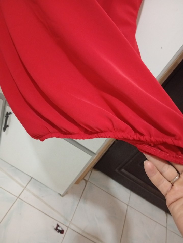 Kırmızı V Yaka Uzun Kollu Salaş Bluz - Görsel 5