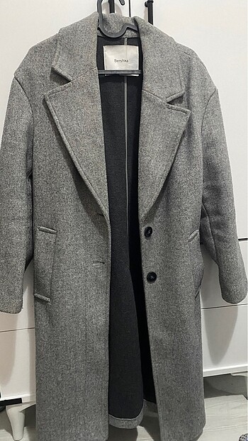 BERSHKA GRİ KABAN