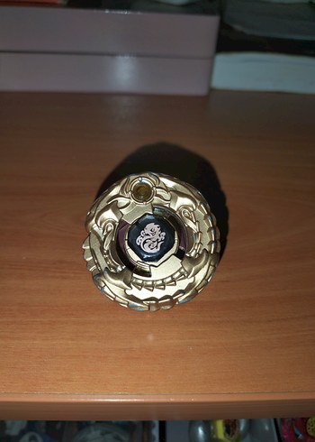 Beyblade shinobi saramander