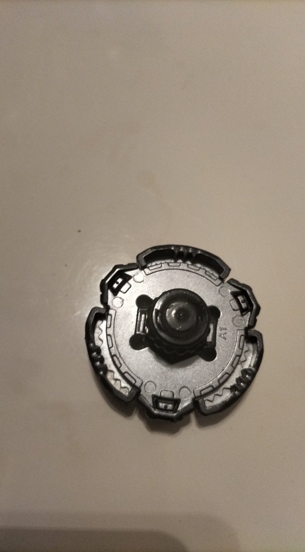 Beyblade fang leon - Görsel 2