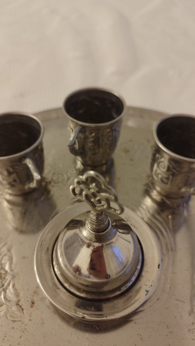 İşlemeli Altın Renkli Parlak Tepsi ve Bardak Seti - Görsel 5