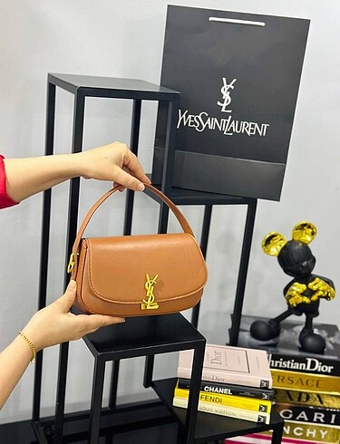  Beden Saint Laurent Voltaire Bag