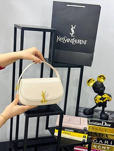 Yves Saint Laurent Saint Laurent Voltaire Bag