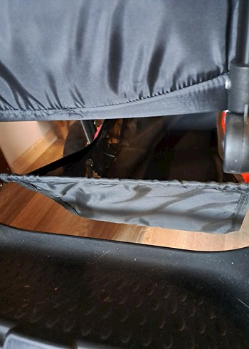 Kırmızı Bebek Arabası - Görsel 7