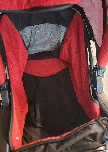 Kırmızı Bebek Arabası - Görsel 5