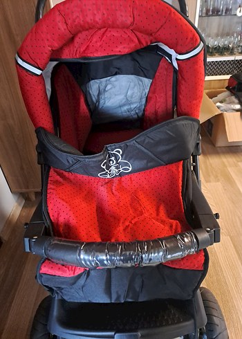 Kırmızı Bebek Arabası - Görsel 4