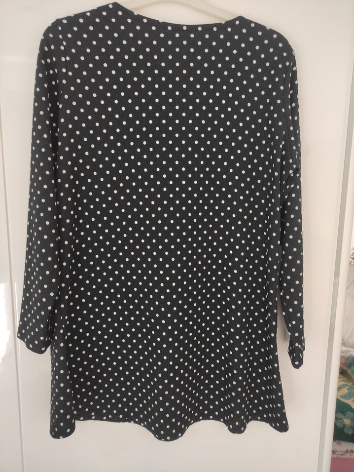 Uzun Kollu Siyah Puantiyeli tunik - Görsel 2