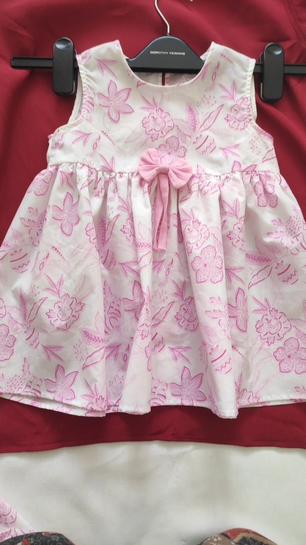 Pembe Nakışlı Kolsuz Kız Elbisesi - Görsel 2