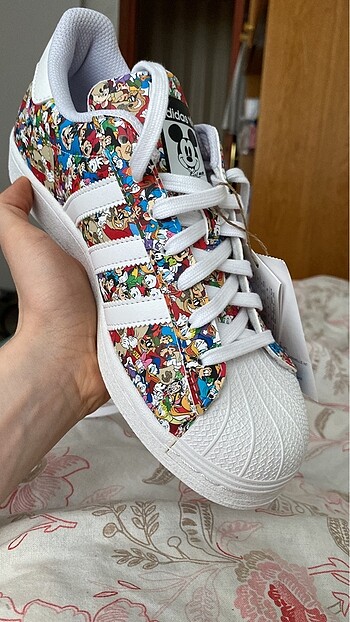 Adidas Superstar