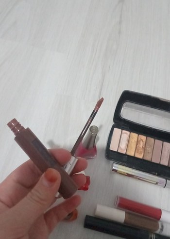 Çok Renkli Makyaj Seti - Görsel 5