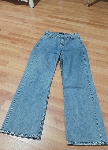 wide leg jeans