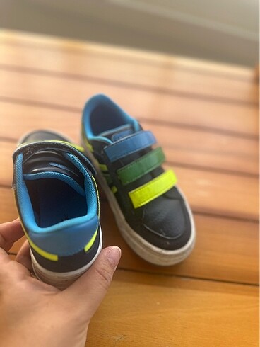 28 Beden Lacoste erkek çocuk ayakkabı