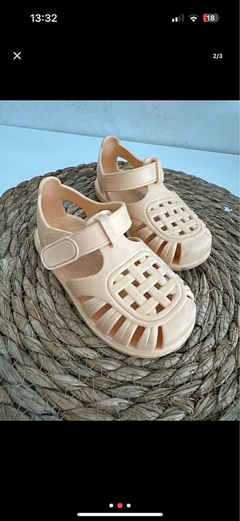 LC Waikiki Kız çocuk sandalet
