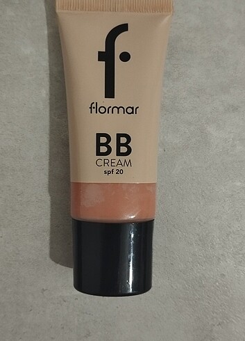 BB krem flormar