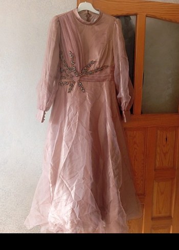 Bej Uzun Kollu Çiçek Desenli Nişan Elbisesi - Görsel 2