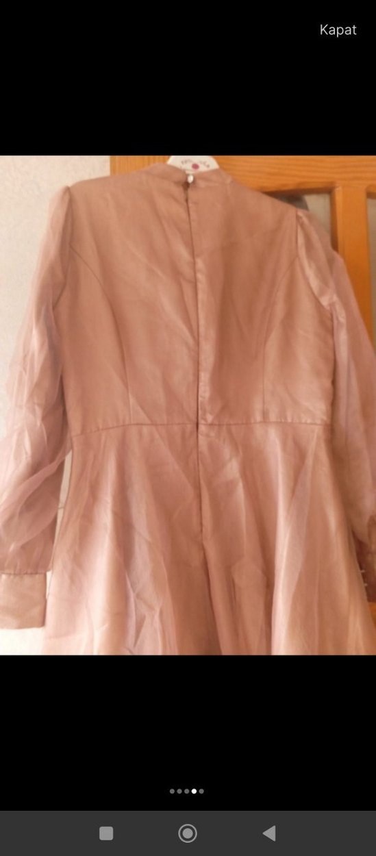 Bej Uzun Kollu Çiçek Desenli Nişan Elbisesi - Görsel 3