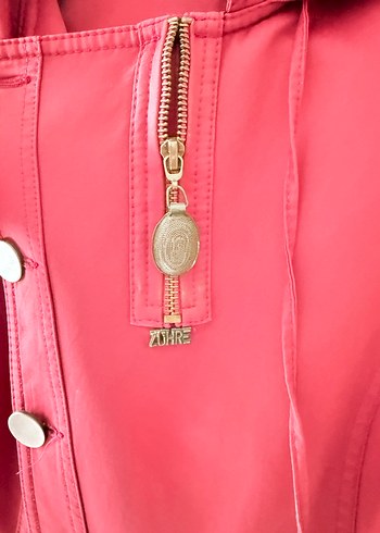 Zühre belden oturtmalı trençkot - Görsel 3