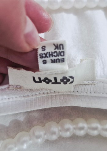 Beyaz V Yaka Kısa Kollu Pamuklu Tişört - Görsel 5