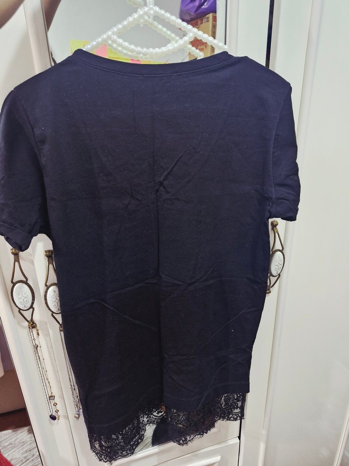 Siyah V Yaka Düğmeli Kadın Bluz - Görsel 2