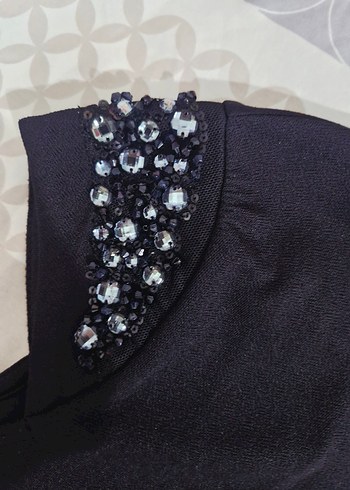 Boncuk İşlemeli Siyah Kısa Kollu Kadın Bluz - Görsel 5