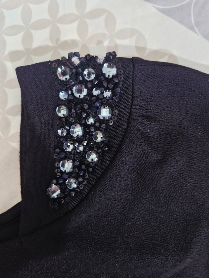 Boncuk İşlemeli Siyah Kısa Kollu Kadın Bluz - Görsel 5