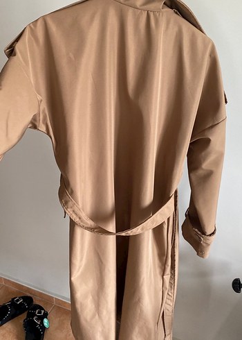 Bej Uzun Düğmeli Kadın Trençkot - Görsel 3