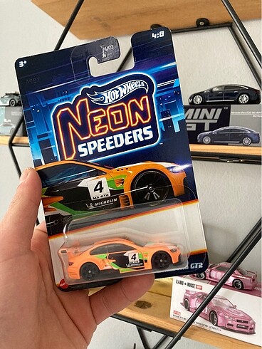 HOTWHEELS NEON SPEEDERA BMW M3 GT2