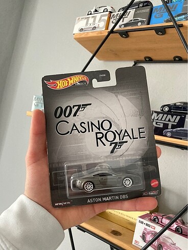  HOTWHEELS ASTON MARTİN CASINO ROYALE