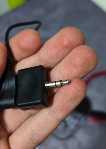 Kırmızı Kablolu Kulaklık - Görsel 5