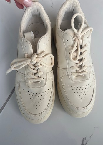 Lcw 37 numara krem renk spor ayakkabı - Görsel 10