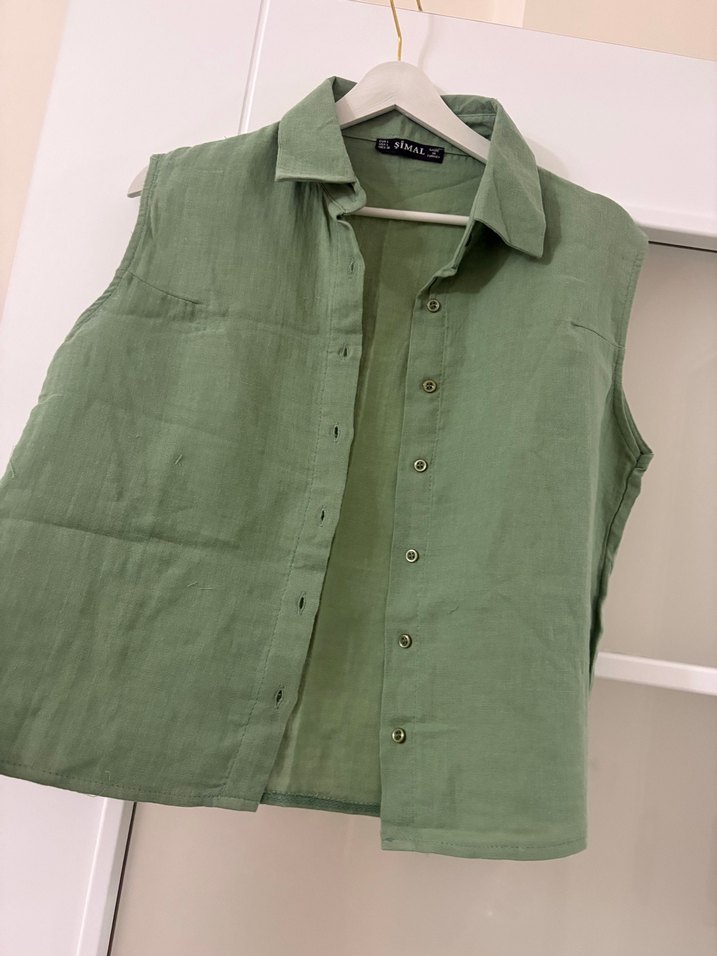 L beden Düğmeli Yeşil Kolsuz Keten Gömlek - Görsel 2