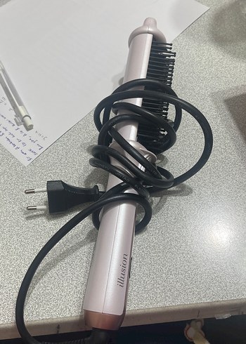 Bej ve Gri Saç Düzleştirici - Görsel 3