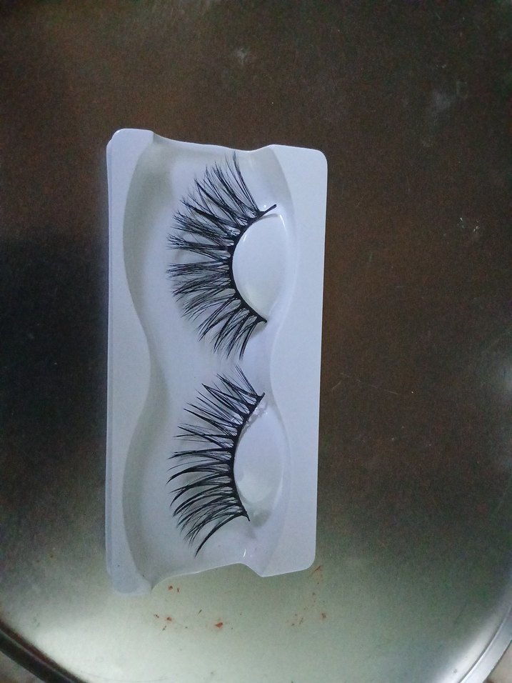 takma kirpik - Görsel 2