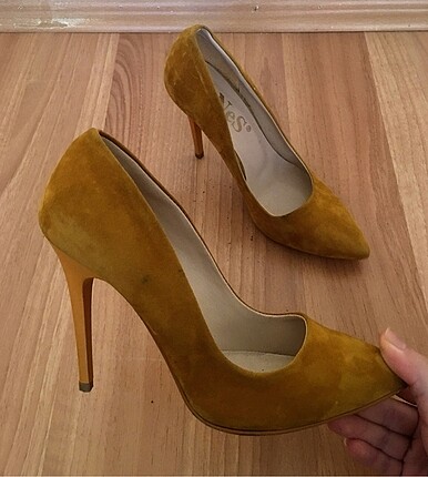 Hardal Stiletto