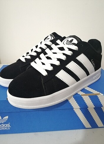 Adidas Campüs