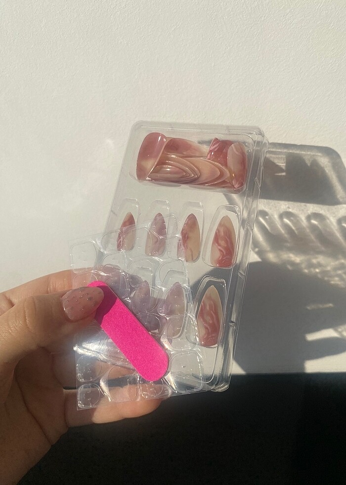 Takma tırnak - Görsel 2