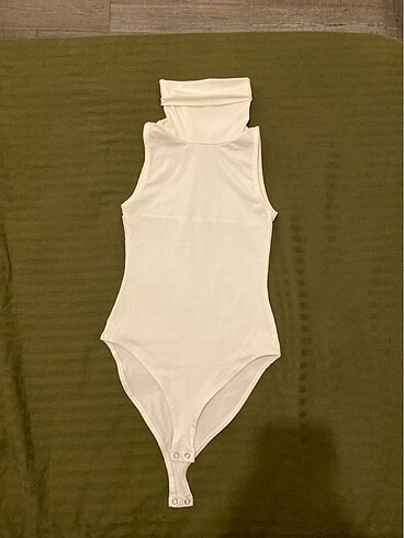 Beyaz bluz Body