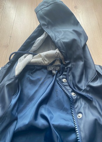 Düğmeli kadın lacivert Kapüşonlu Yağmurluk - Görsel 3