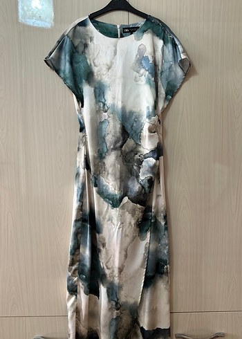 Kadın Gri Beyaz Batik Drapeli Uzun Elbise - Görsel 3