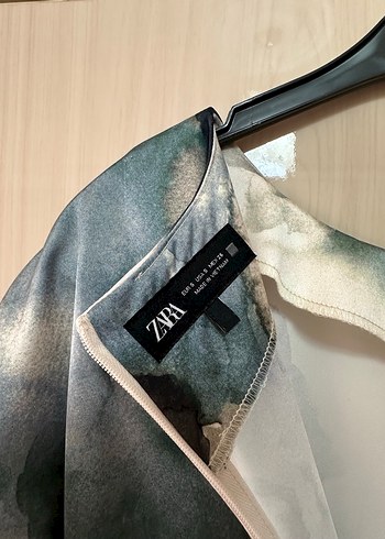 Kadın Gri Beyaz Batik Drapeli Uzun Elbise - Görsel 4