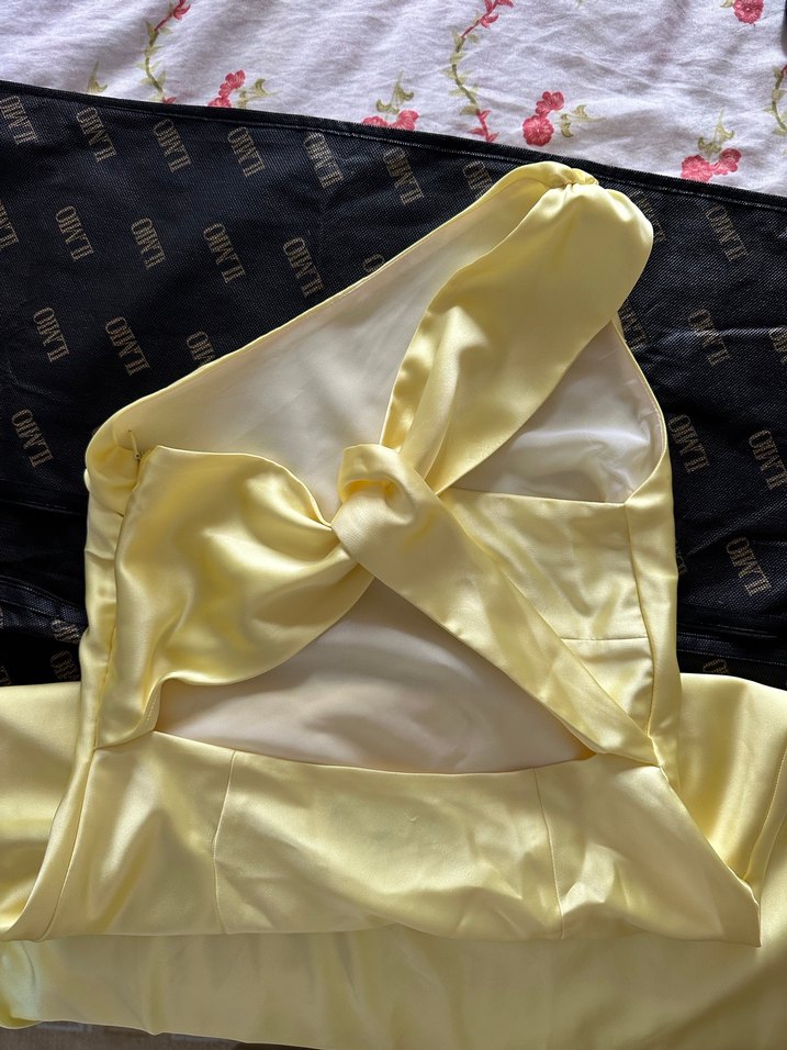 Sarı Tek Omuz Drapeli Uzun Elbise - Görsel 2