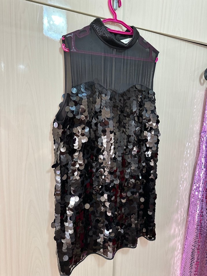 Siyah Payetli Yüksek Yakalı Kadın Elbise - Görsel 5