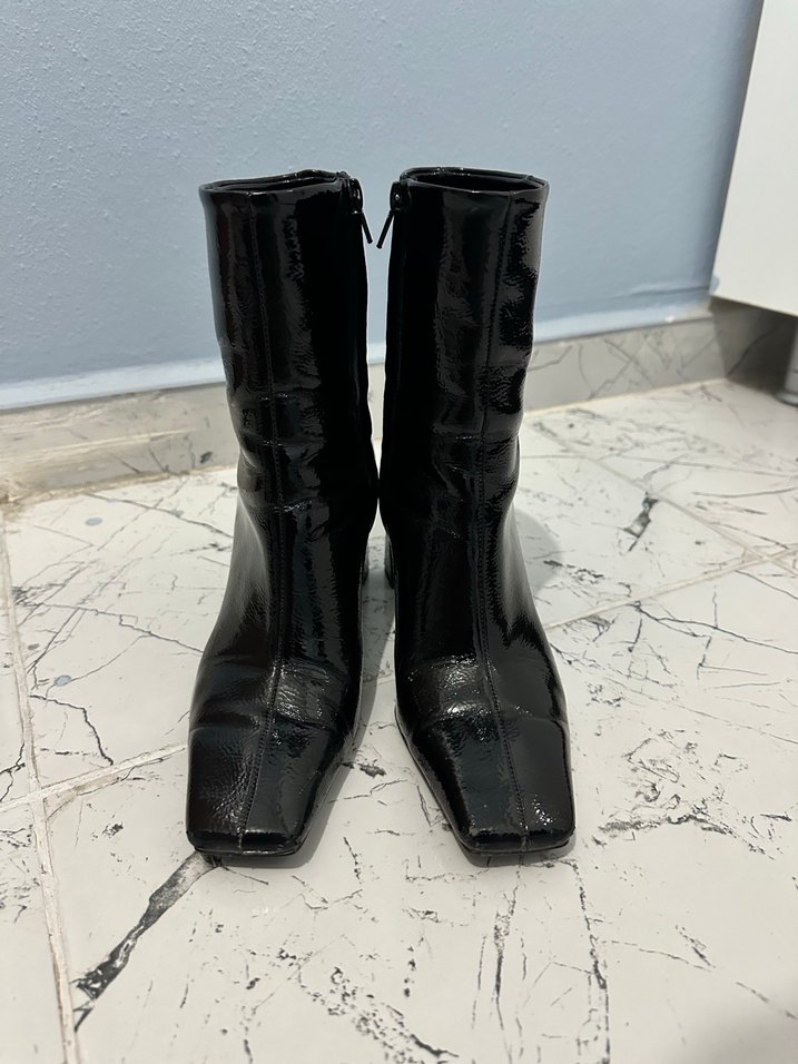 ZARA Parlak Siyah  Deri Blok Topuklu Kadın Bot - Görsel 3