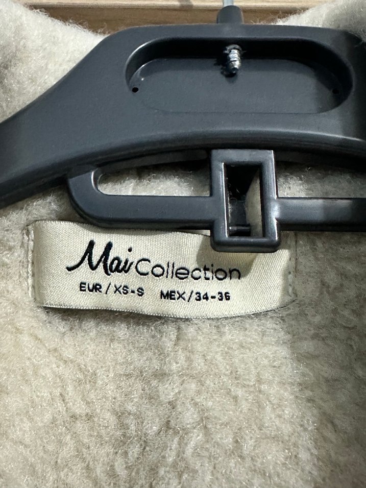 MAİ XS-S BEDEN ÇOK İYİ DURUMDA Kadın Midi Kesim Düğmeli Yün - Görsel 4