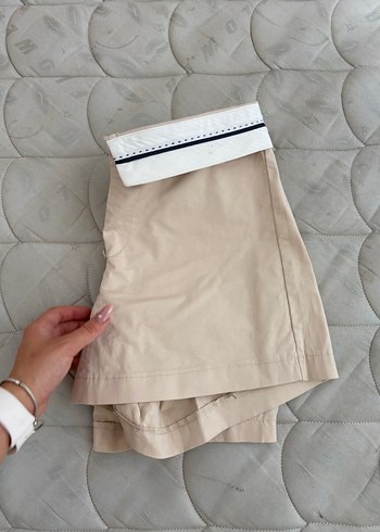 s Beden Bej Mini Kemerli Kadın Şort