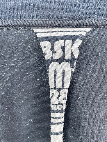 m Beden siyah Renk Bershka Sweatshirt %70 İndirimli.