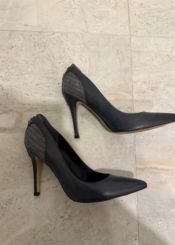 Guess Gri Stiletto Kadın Topuklu Ayakkabı - Görsel 6
