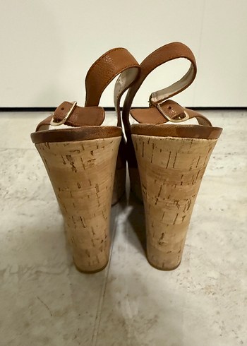 Nine West Camel Rengi Deri Kadın Dolgu Topuklu Ayakkabı - Görsel 3