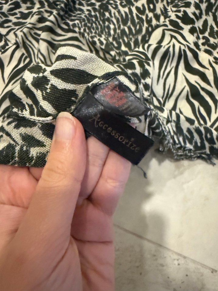 Accessorize Desenli Kadın Şal - Görsel 2