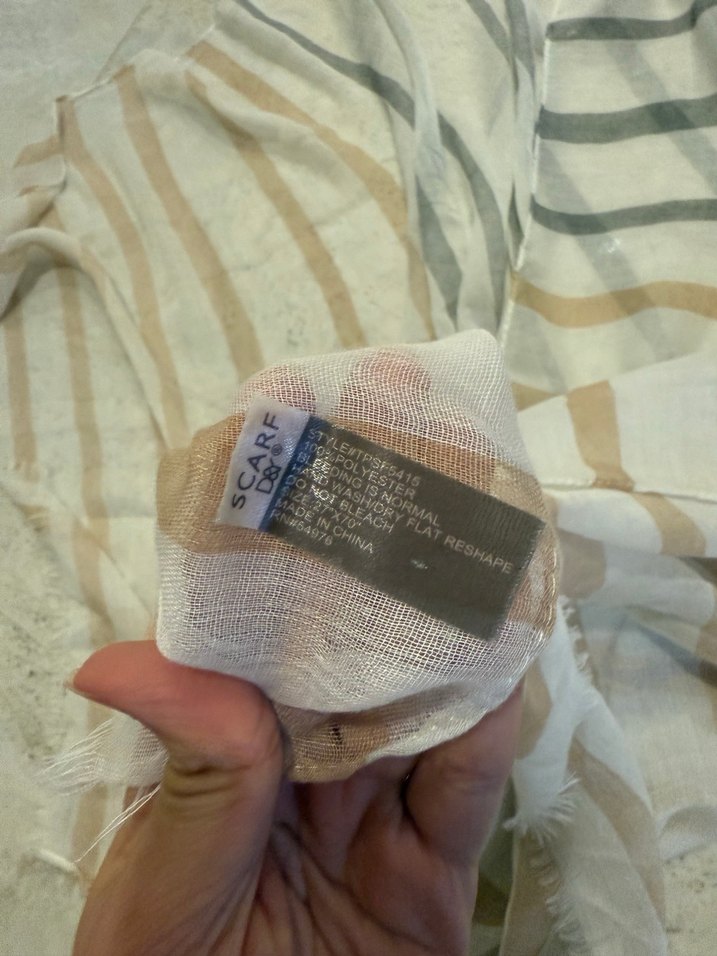 Bej ve Gri Çizgili Kadın Şal - Görsel 2